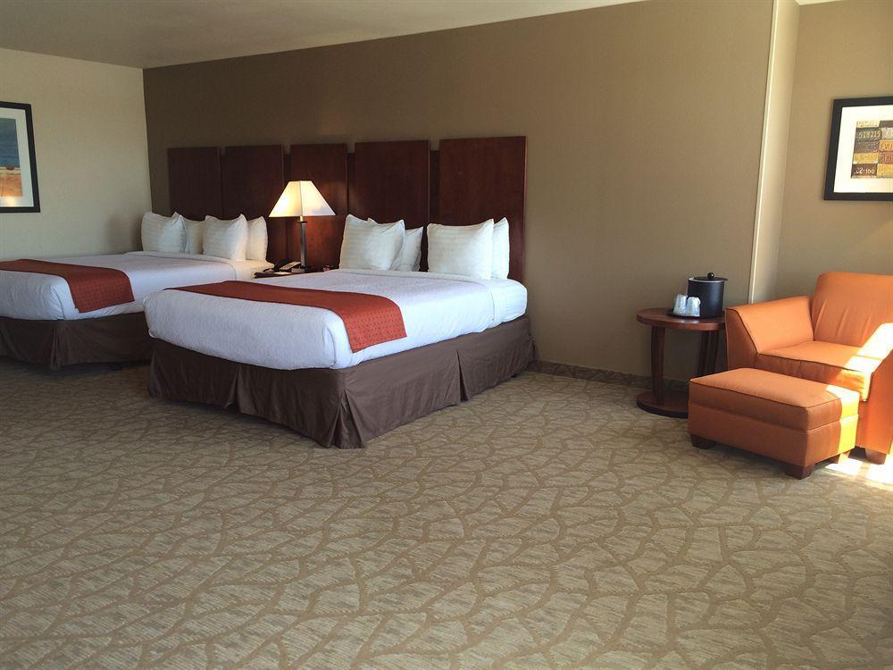 Holiday Inn Roswell By Ihg Экстерьер фото